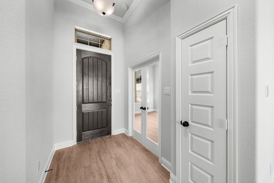 Spacious, unfurnished interior of a new home in Creekview Farms, Greenville (Image 22).