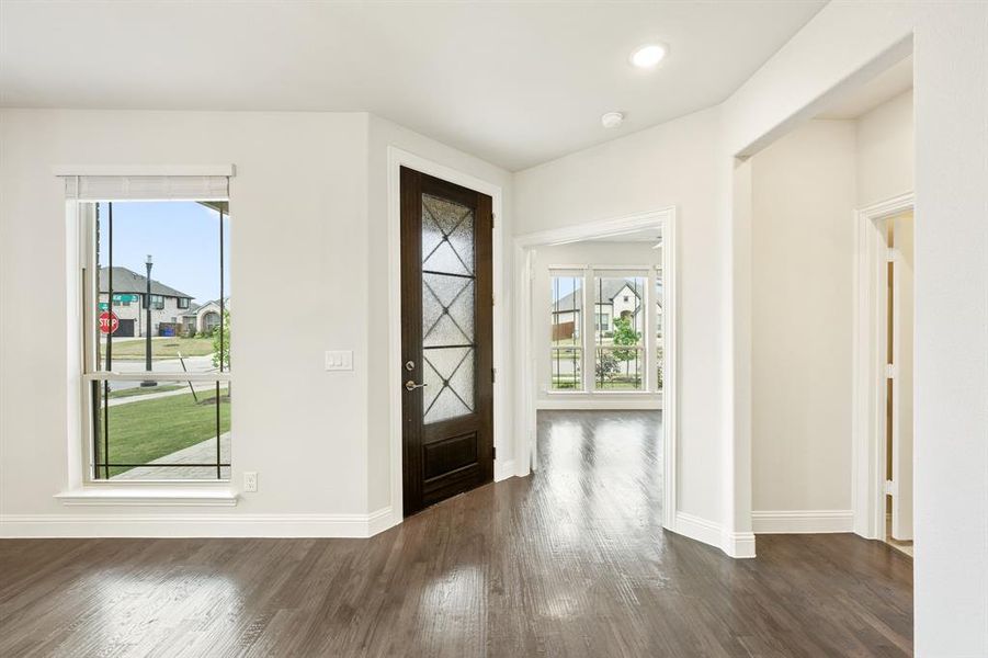 Spacious, unfurnished interior of a new home in Triple Diamond Ranch, Mansfield (Image 22).