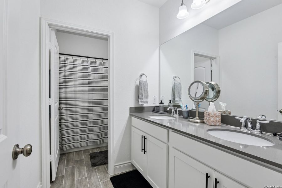 Furnished interior view inside a new home in Davis Ranch, San Antonio (Image 11).