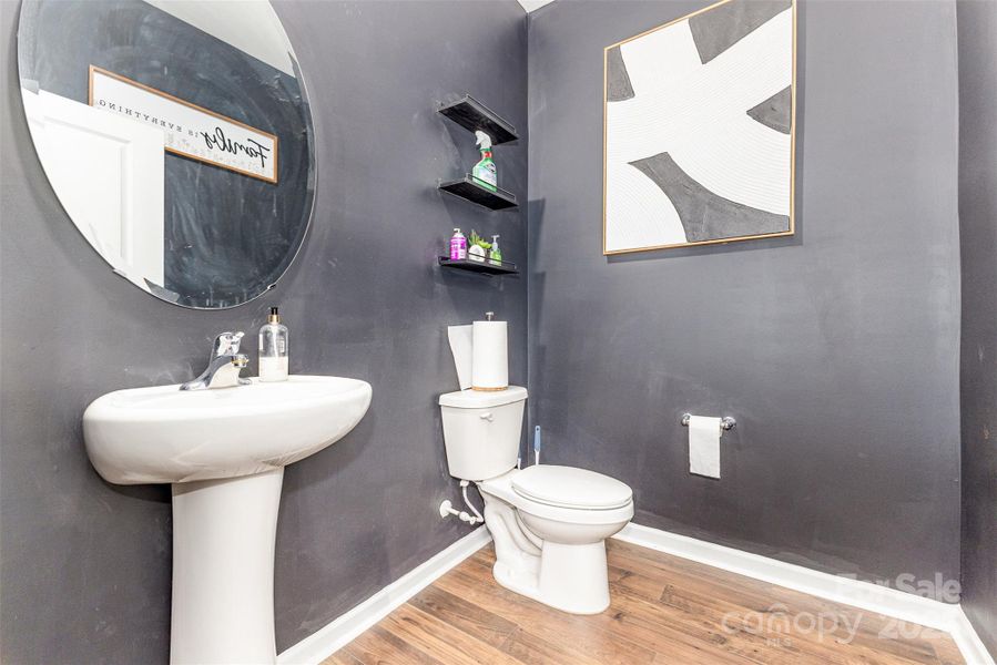 Furnished interior view inside a new home in Fergus Crossing, York (Image 29). Furnished interior view inside a new home in Fergus Crossing, York (Image 29).