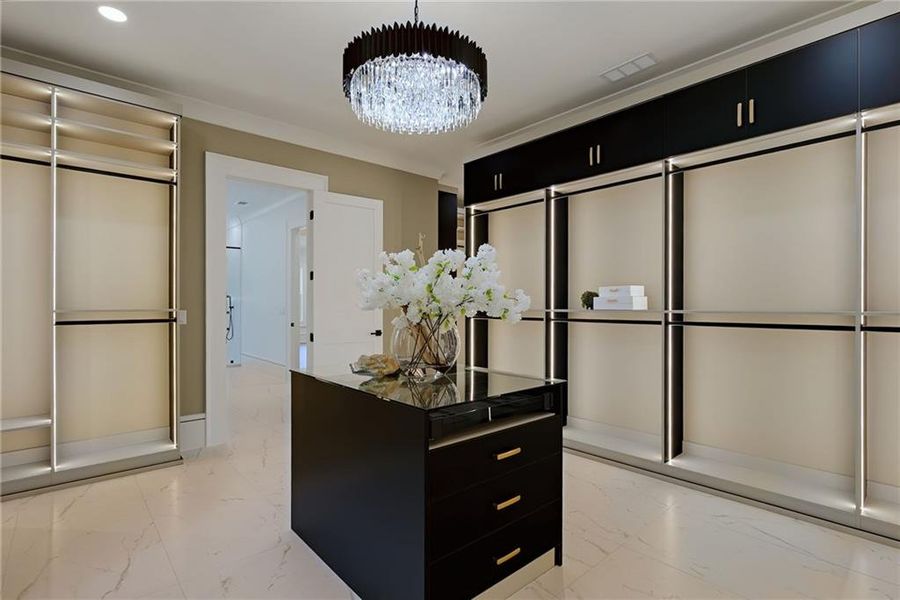 Furnished interior view inside a new home in , Monroe (Image 101).