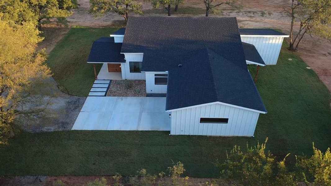 Image 27 of a home in .