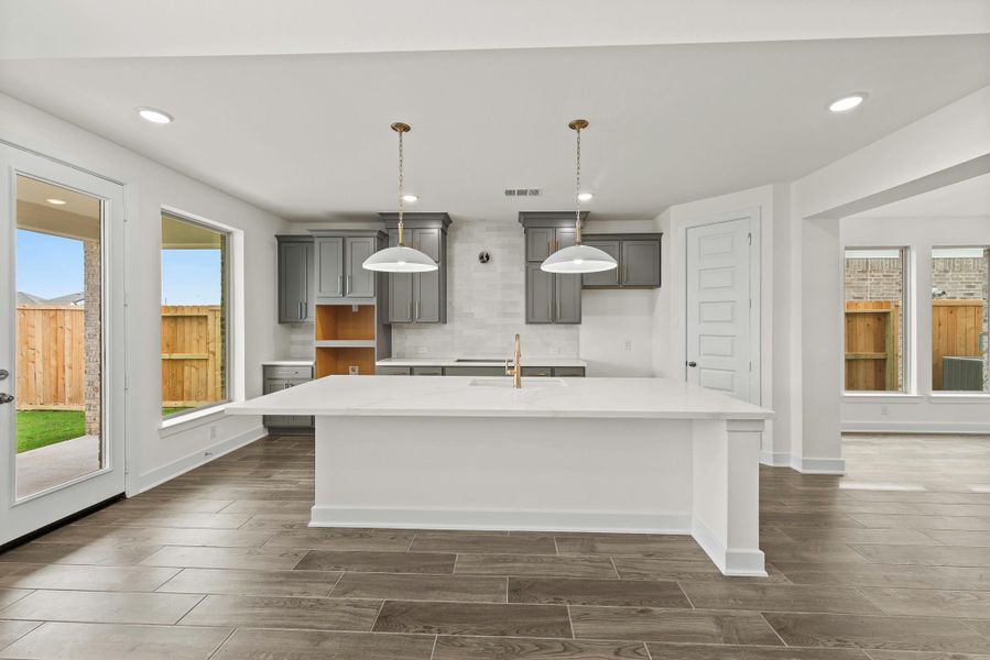 Representative image. Features, specifications, selections and colors may vary.