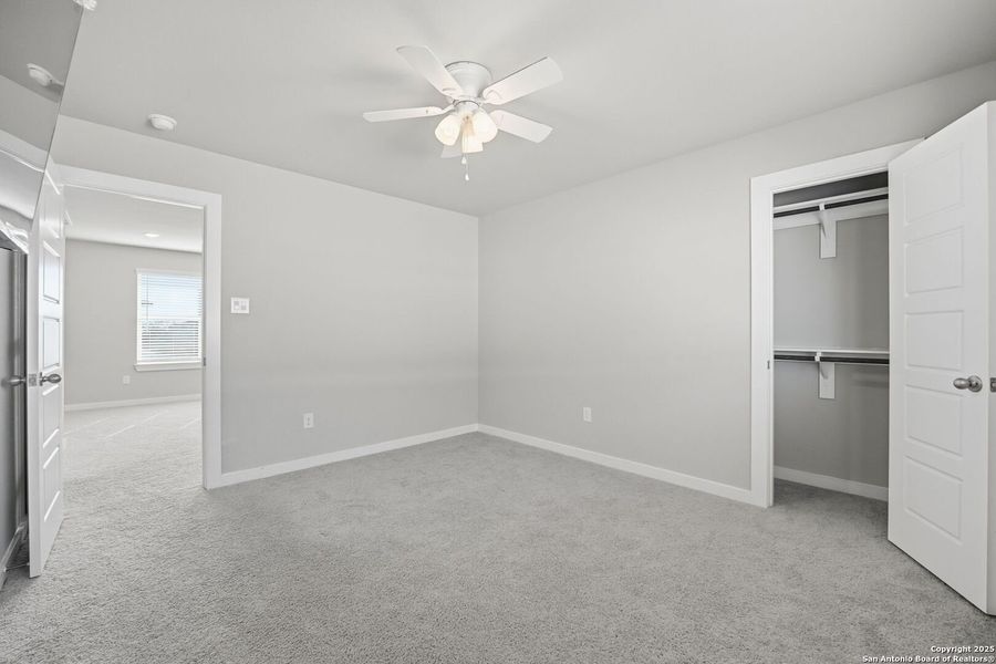 Spacious, unfurnished interior of a new home in Morgan Meadows, San Antonio (Image 26).