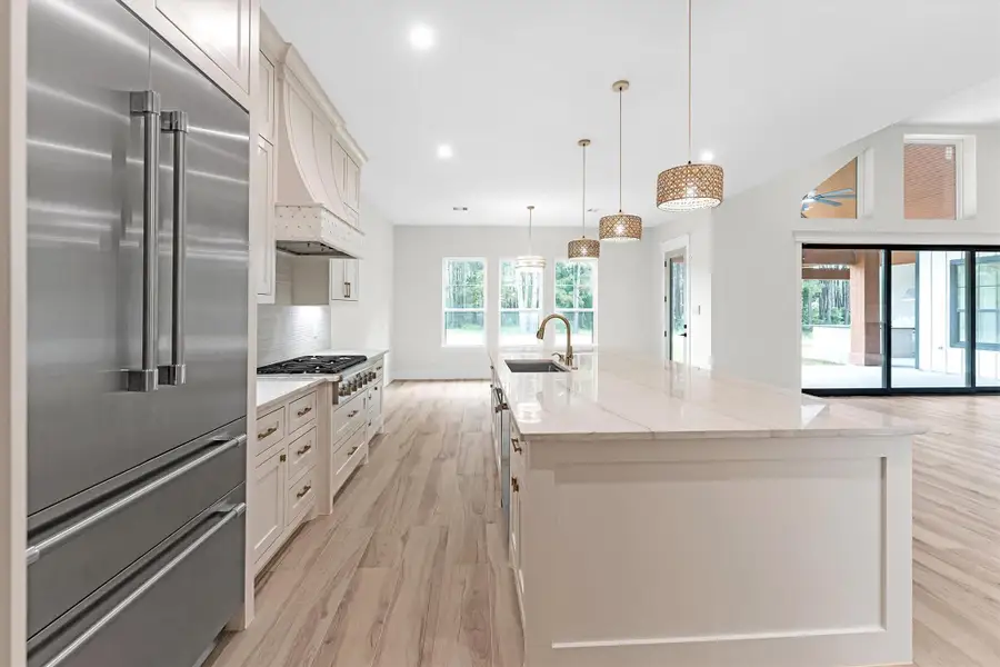 Furnished interior view inside a new home in , Conroe (Image 7).