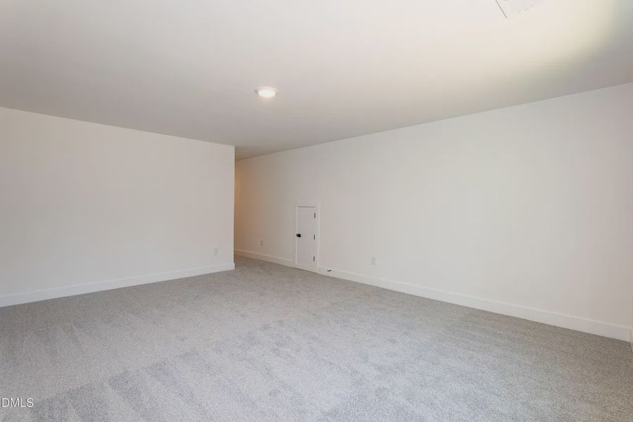 Spacious, unfurnished interior of a new home in Southern Estates, Sanford (Image 27).