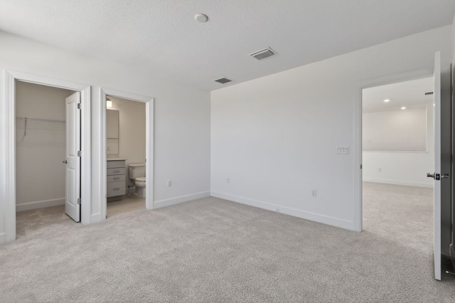 Spacious, unfurnished interior of a new home in Harbor Isle, Vero Beach (Image 69). Spacious, unfurnished interior of a new home in Harbor Isle, Vero Beach (Image 69).