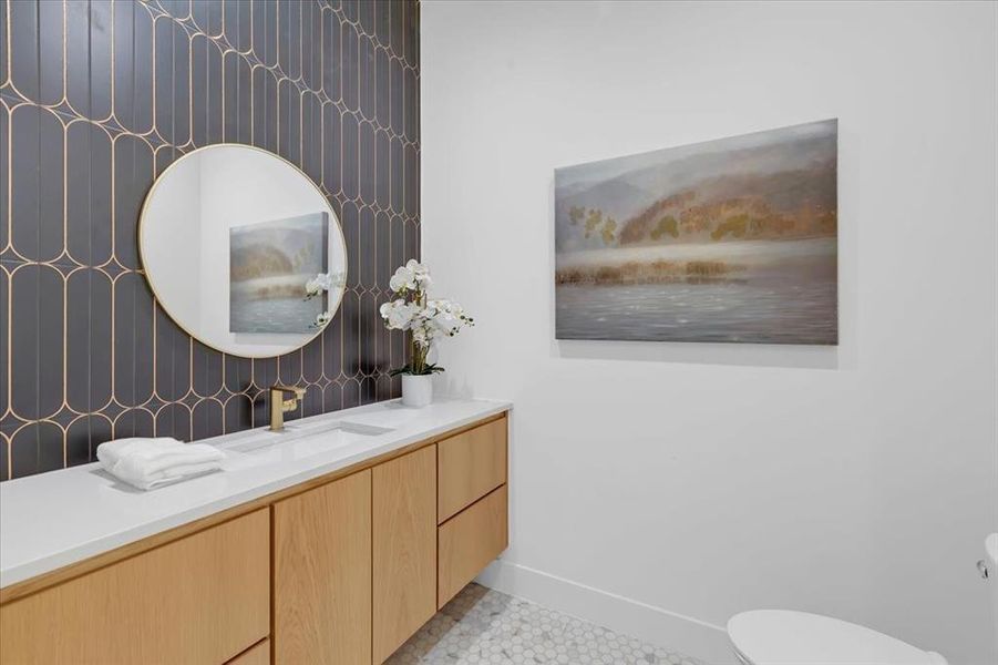 Furnished interior view inside a new home in , Dallas (Image 23).