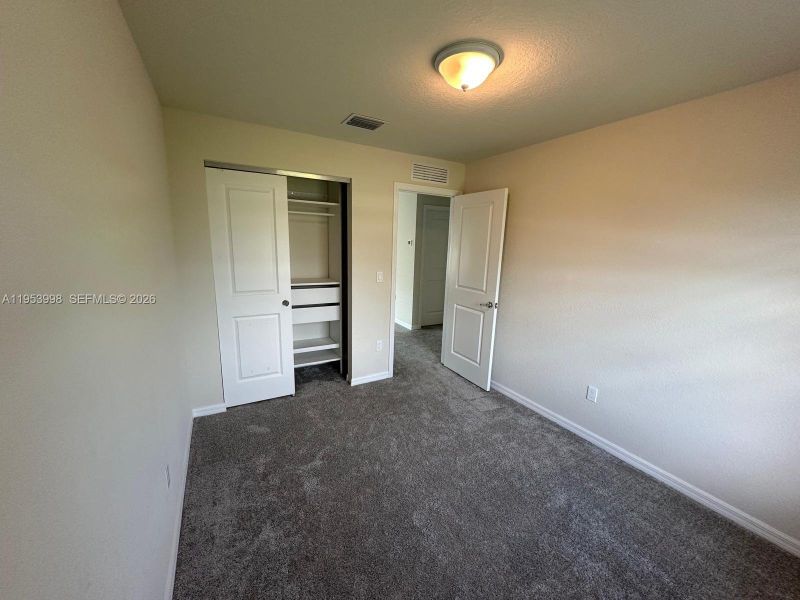 Spacious, unfurnished interior of a new home in , Lauderdale Lakes (Image 26).