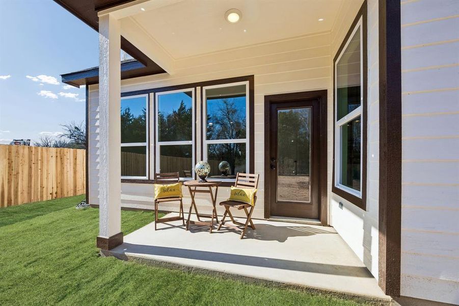Exterior details and patio area of a home in , Ennis (Image 3).