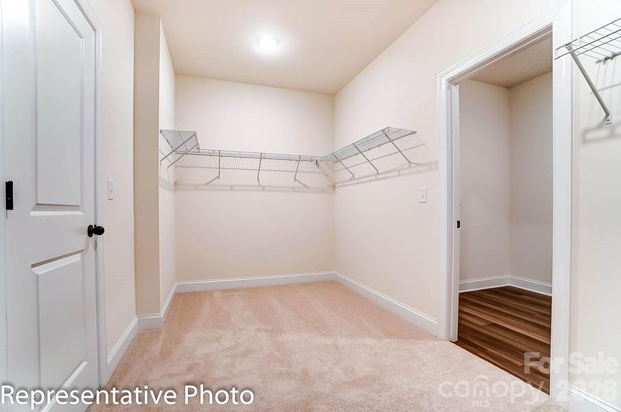 Spacious, unfurnished interior of a new home in Robinson Oaks, Gastonia (Image 13). Spacious, unfurnished interior of a new home in Robinson Oaks, Gastonia (Image 13).