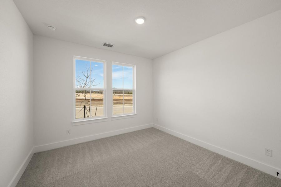 Spacious, unfurnished interior of a new home in Bridgewater, Midlothian (Image 27).