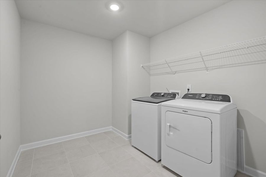 Close-up of interior finishes inside a home in Collier Ridge, Moore (Image 9).