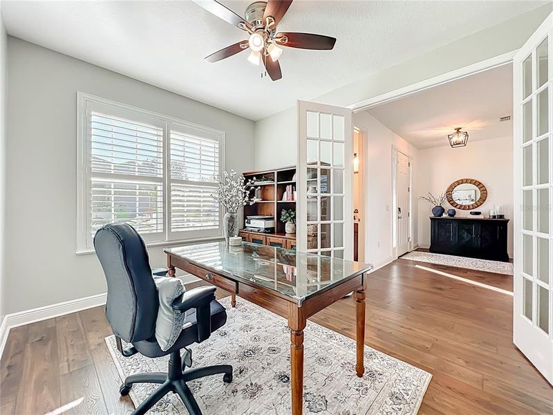 Furnished interior view inside a new home in , Mount Dora (Image 16).