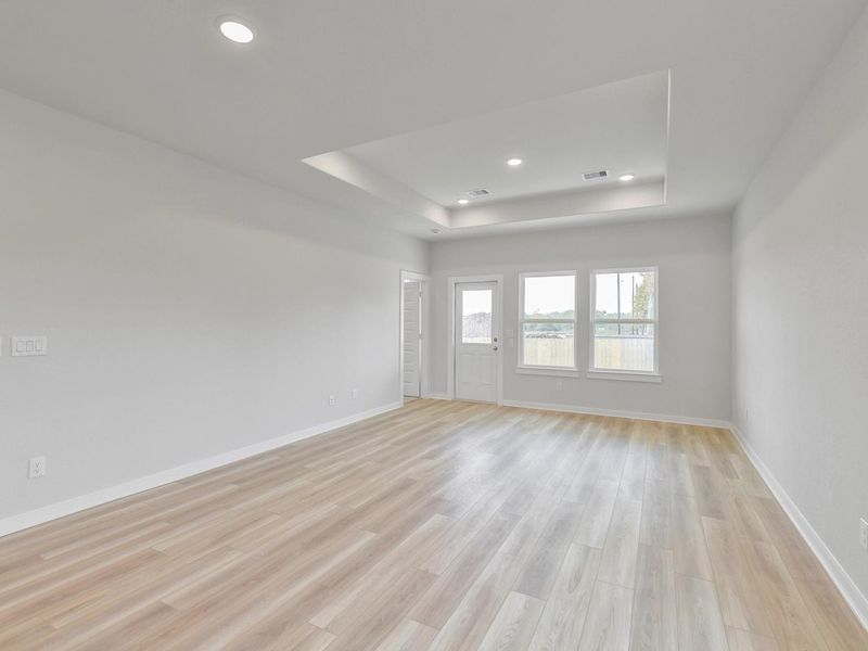 Spacious, unfurnished interior of a new home in Windmill Estates, Magnolia (Image 17).
