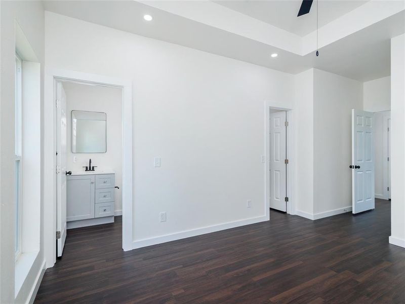 Spacious, unfurnished interior of a new home in , Brownwood (Image 15).