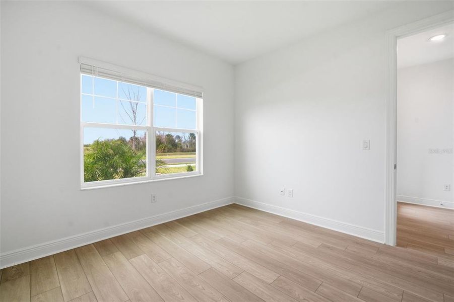 Spacious, unfurnished interior of a new home in North River Ranch, Parrish (Image 22).
