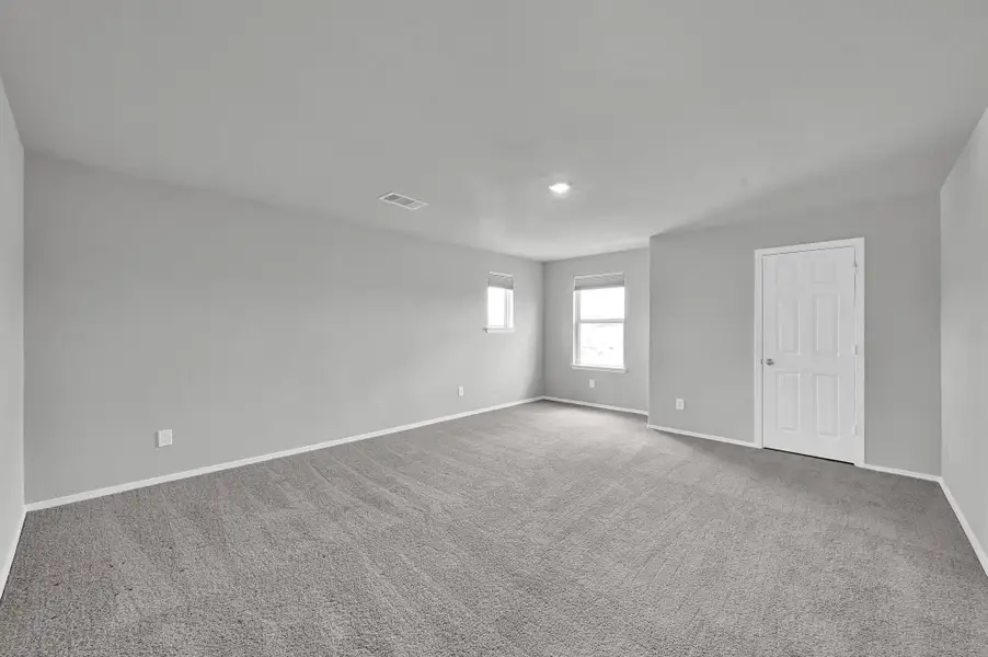 Image 7 of a home in Hidden Creek.