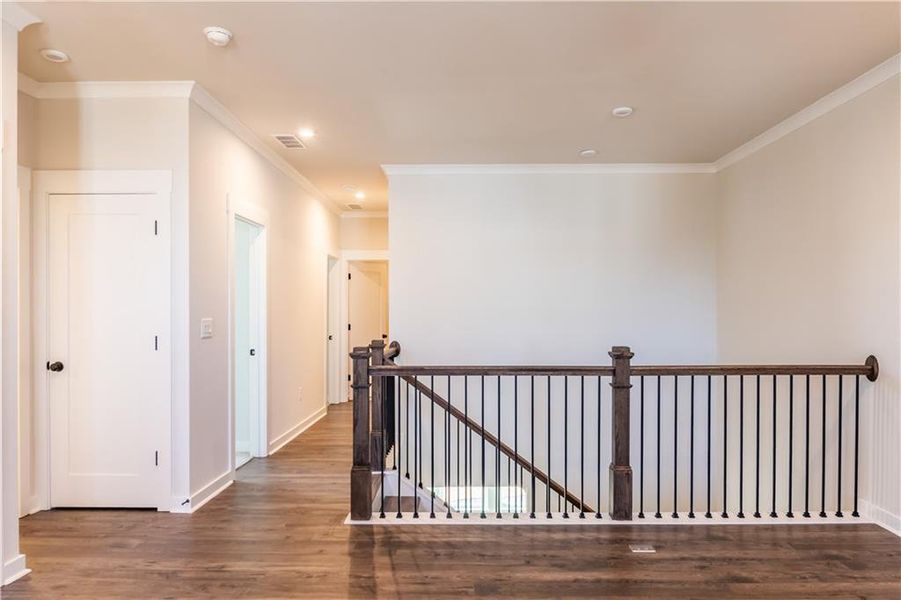 Spacious, unfurnished interior of a new home in Cambridge at Steels Bridge: Steels Bridge, Canton (Image 19).