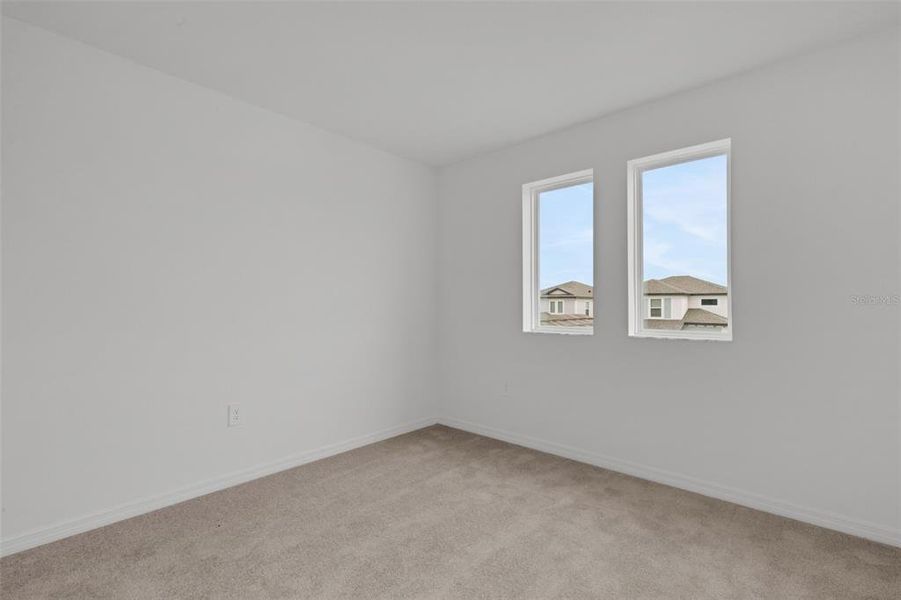 Spacious, unfurnished interior of a new home in Southpointe, Palmetto (Image 19).