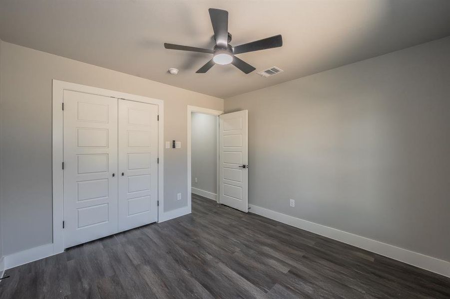 Spacious, unfurnished interior of a new home in , Alvarado (Image 19).