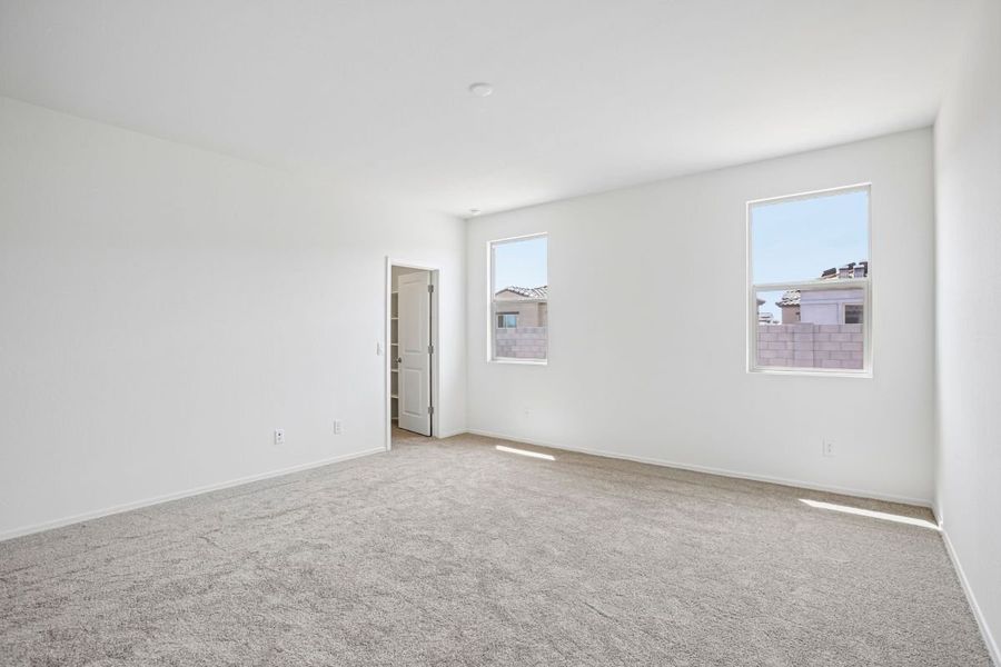 Spacious, unfurnished interior of a new home in Bella Camino Traditions, San Tan Valley (Image 9). Spacious, unfurnished interior of a new home in Bella Camino Traditions, San Tan Valley (Image 9).