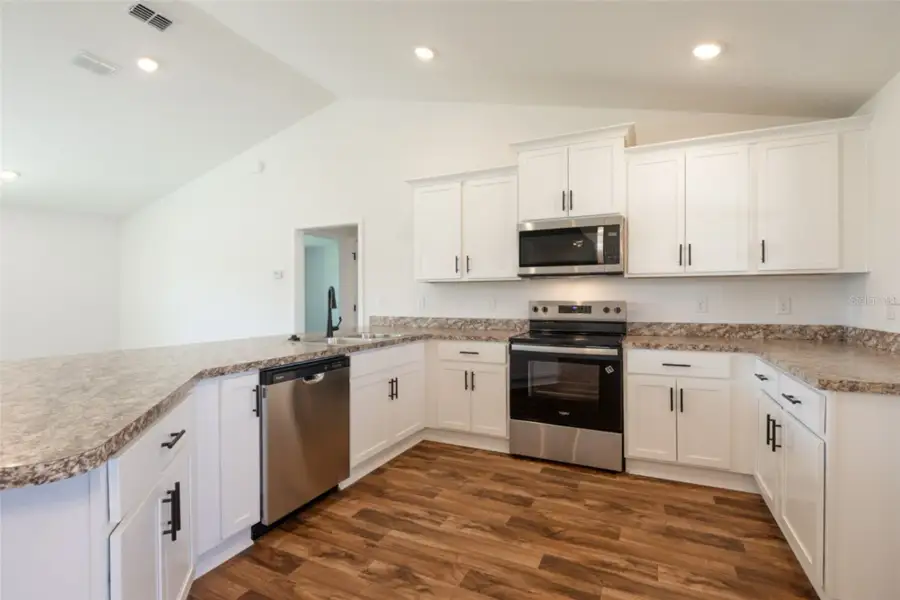 Furnished interior view inside a new home in Palm Coast, Palm Coast (Image 6).