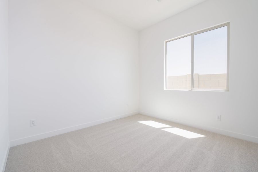 Spacious, unfurnished interior of a new home in Soleo, San Tan Valley (Image 17).