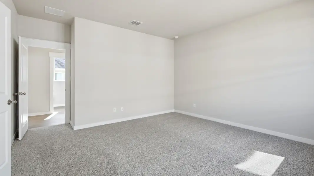 Furnished interior view inside a new home in Creeks Crossing, Elgin (Image 14).