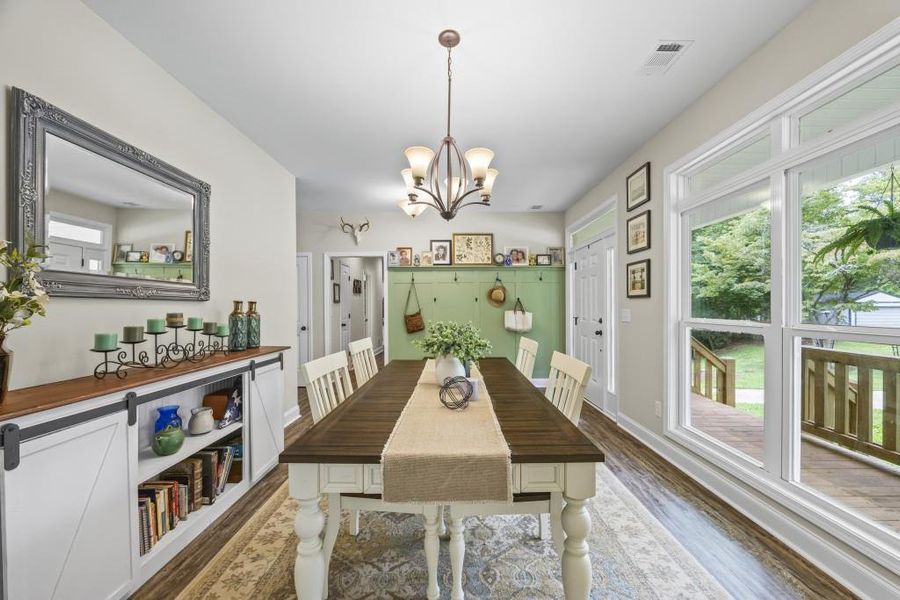 Furnished interior view inside a new home in , Dawsonville (Image 43). Furnished interior view inside a new home in , Dawsonville (Image 43).