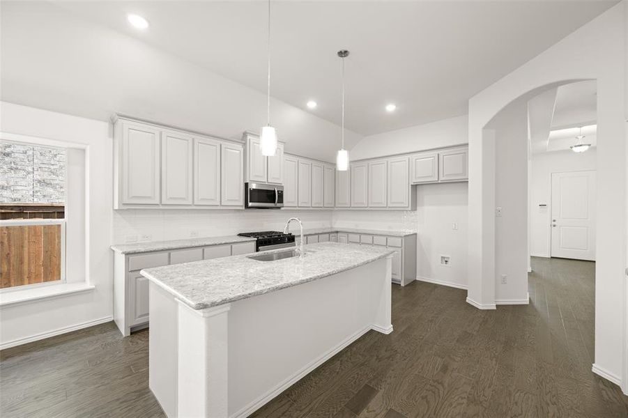7745 Gatevine- Kitchen-2