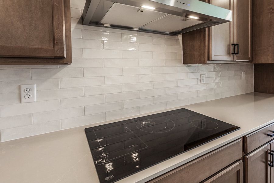 Representative interior finishes for a home built from the Morrison by Hartford Homes in Trailside, Timnath (Image 20).