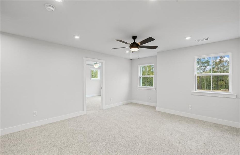 Spacious, unfurnished interior of a new home in Arden, Cumming (Image 40).