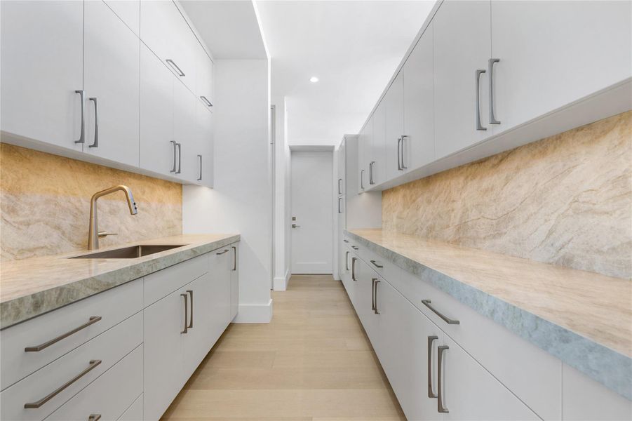 Butlers pantry Butlers pantry