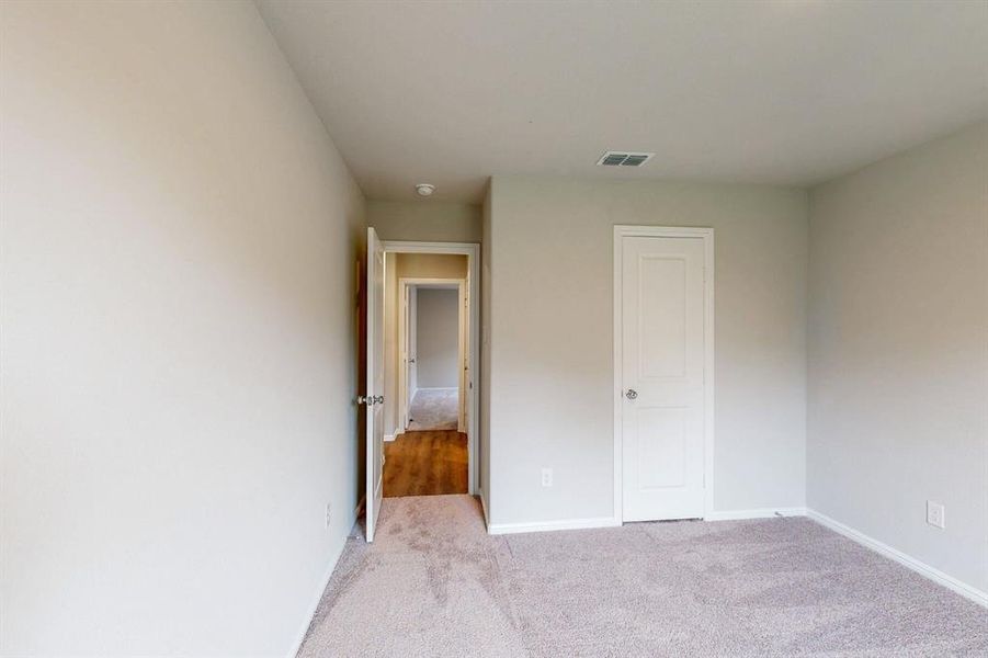 Spacious, unfurnished interior of a new home in Kings Way, Denton (Image 23).