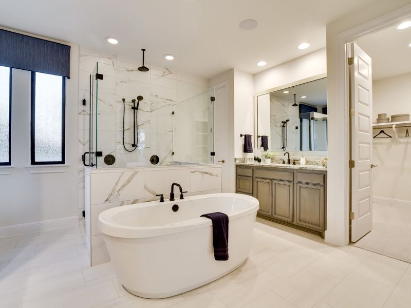 Representative furnished interior of a home built from the San Simeon I by Giddens Homes in Clearwater Ranch, Liberty Hill (Image 183).