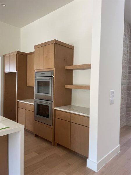 Furnished interior view inside a new home in , Horseshoe Bay (Image 7).