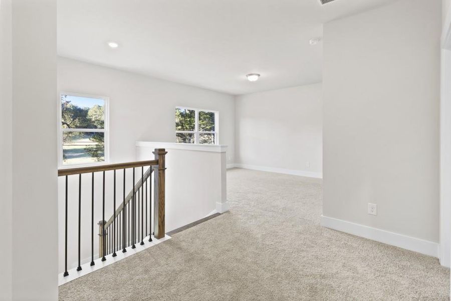 Spacious, unfurnished interior of a new home in Red Bird Manor, Jefferson (Image 25).