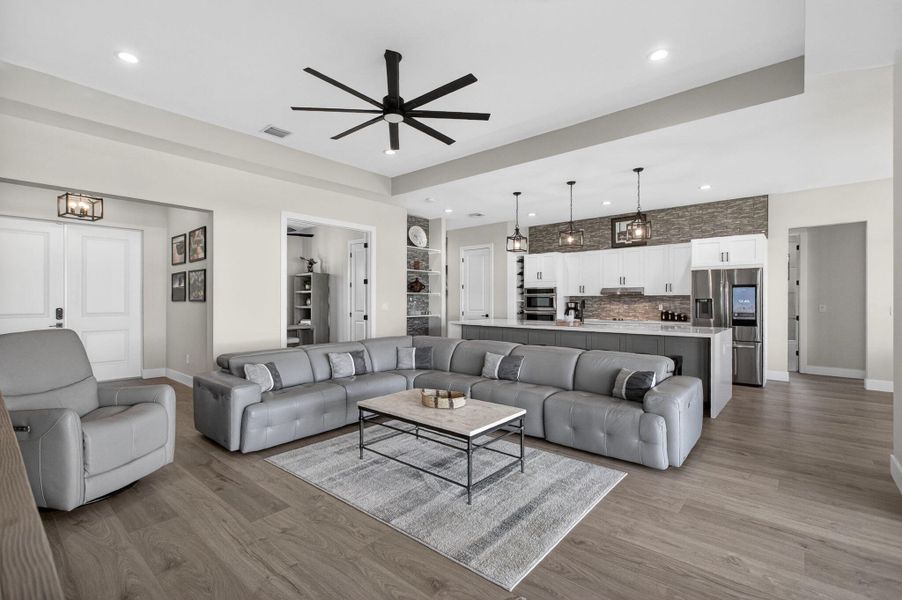 17-web-or-mls-320A9795 17-web-or-mls-320A9795