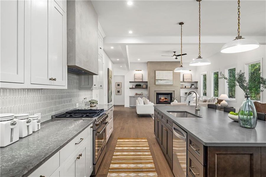 Furnished interior view inside a new home in , Acworth (Image 10).
