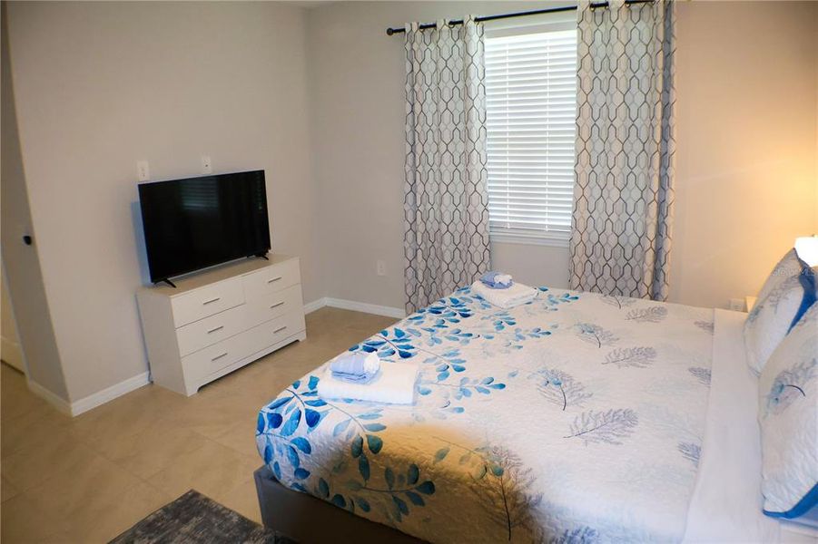 Furnished interior view inside a new home in , Port Charlotte (Image 16).