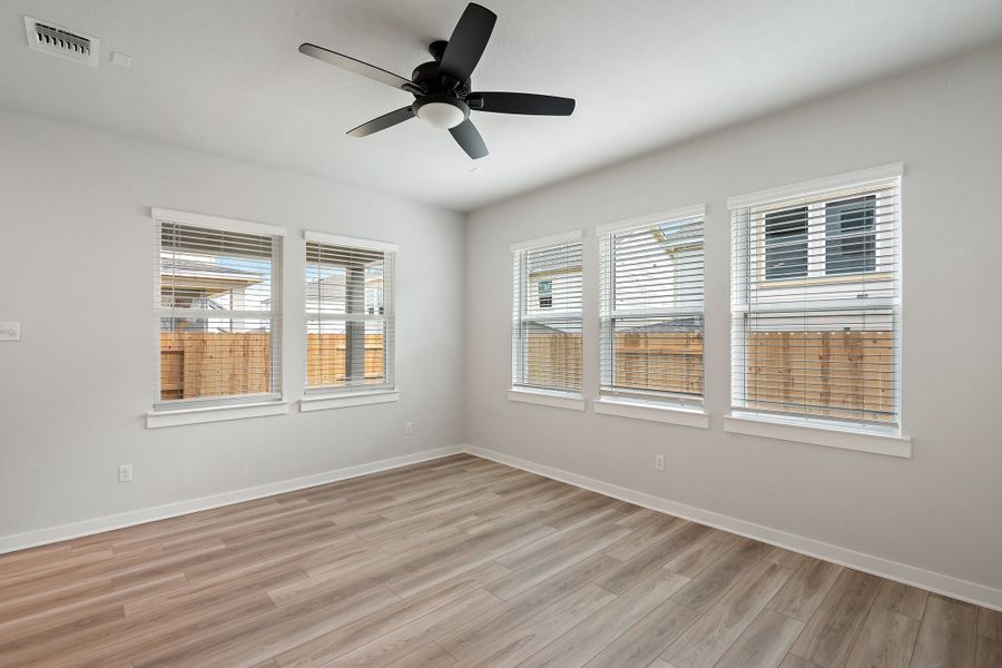 Spacious, unfurnished interior of a new home in Park Central, Georgetown (Image 21).