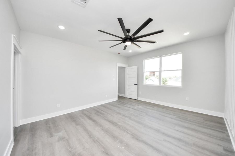 Spacious, unfurnished interior of a new home in , La Porte (Image 20). Spacious, unfurnished interior of a new home in , La Porte (Image 20).