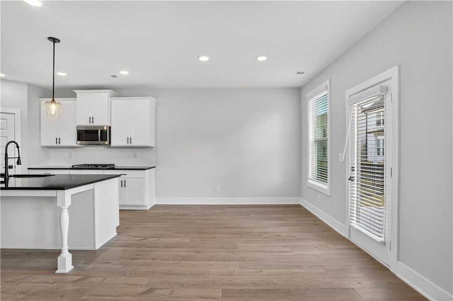 Furnished interior view inside a new home in , Villa Rica (Image 10).
