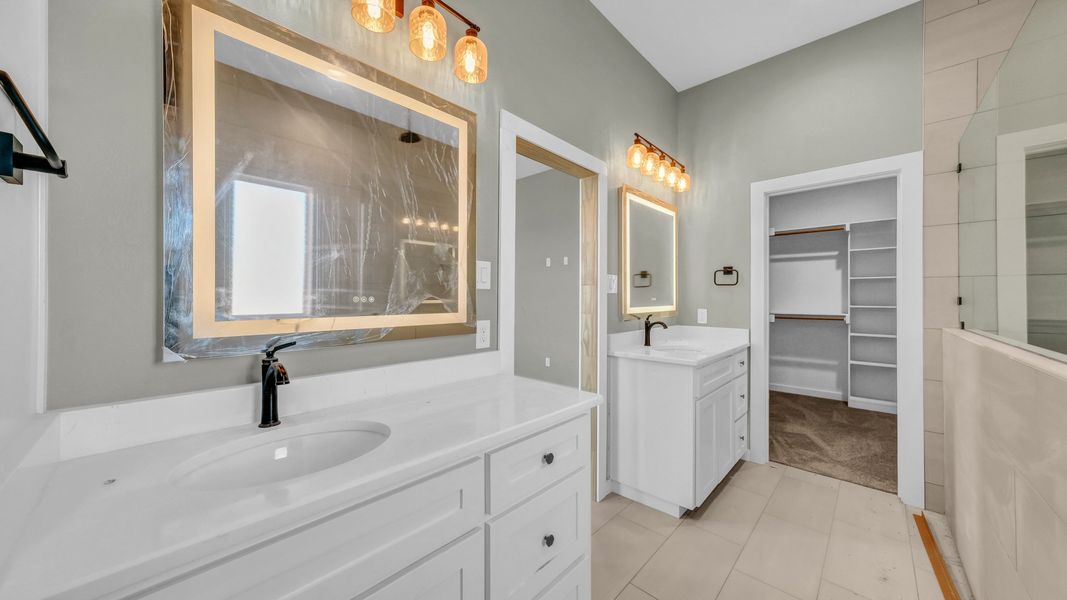 Representative furnished interior of a home built from the Jarrett 1 by Zeal Home Builders in Saddle Crest Estates, Weatherford (Image 46).