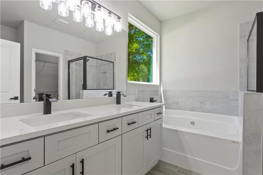 Furnished interior view inside a new home in , Conyers (Image 12).