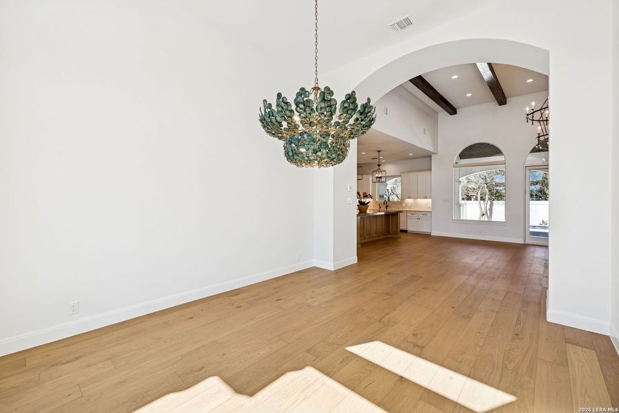 Spacious, unfurnished interior of a new home in , San Antonio (Image 70).