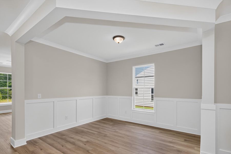 Spacious, unfurnished interior of a new home in Highland Bluff, Aiken (Image 12).