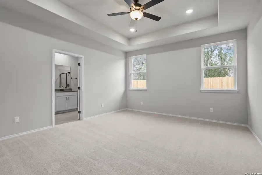 Spacious, unfurnished interior of a new home in Hannah Heights, Seguin (Image 28).