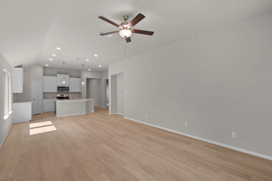 Spacious, unfurnished interior of a new home in Jubilee, Hockley (Image 19).